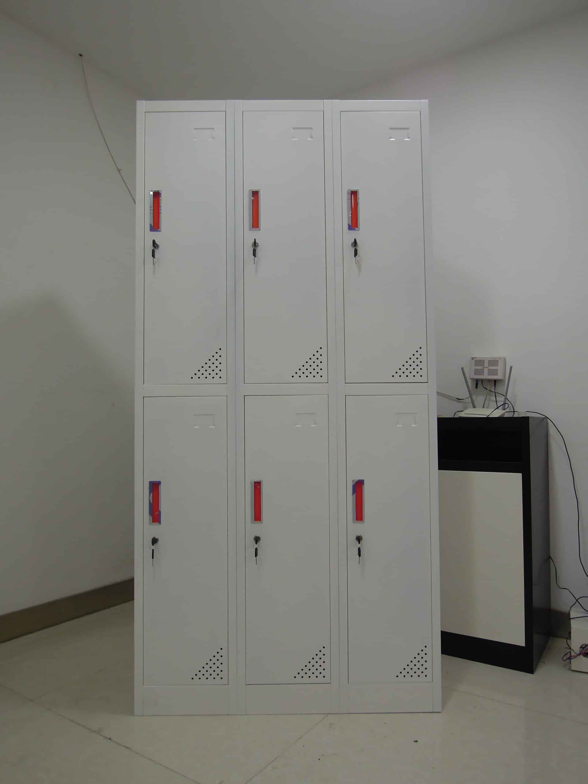 LOCKERS FOR SCHOOL, GYMS & SPORT TEAM ROOMS